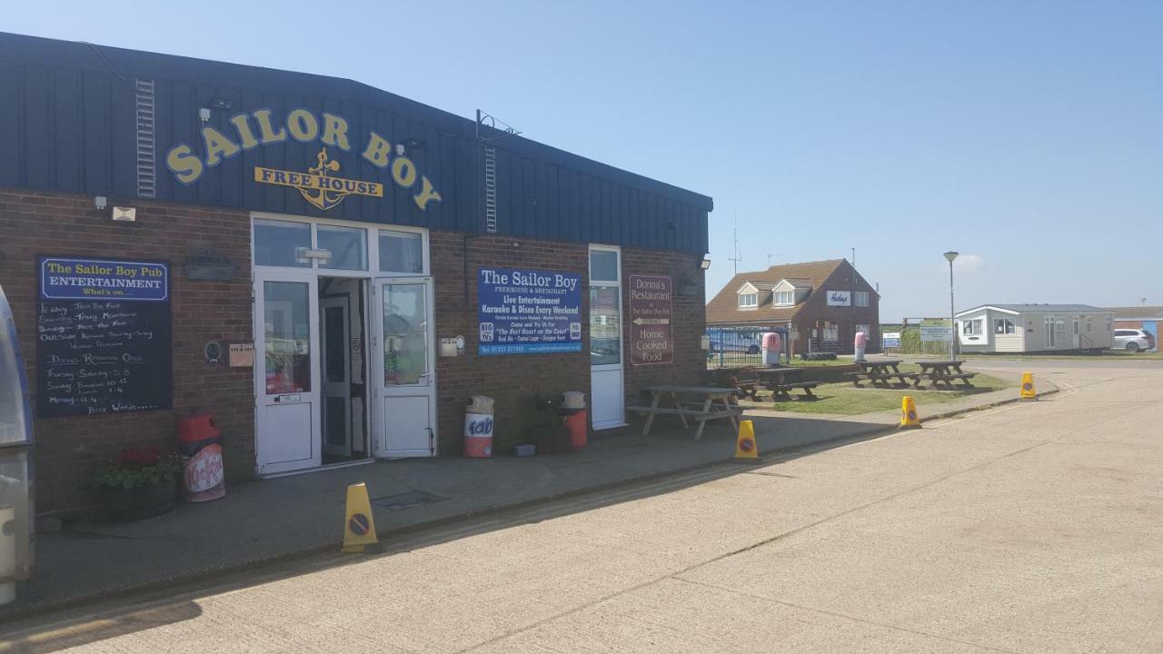 Caravan Beach Holiday Hotel Saint Osyth Exterior foto
